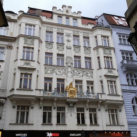 Charles IV Apartments Prague Extérieur photo