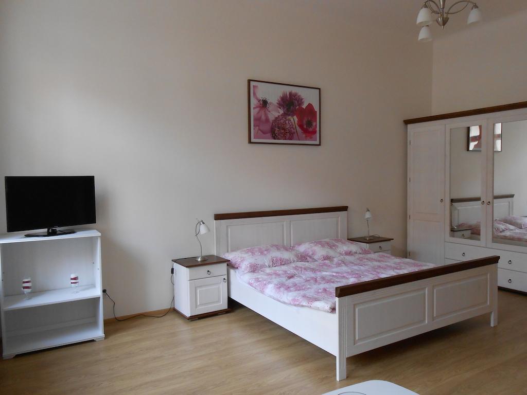 Charles IV Apartments Prague Chambre photo