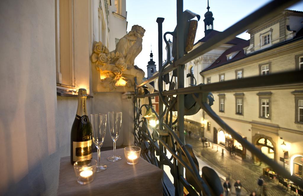 Charles IV Apartments Prague Extérieur photo