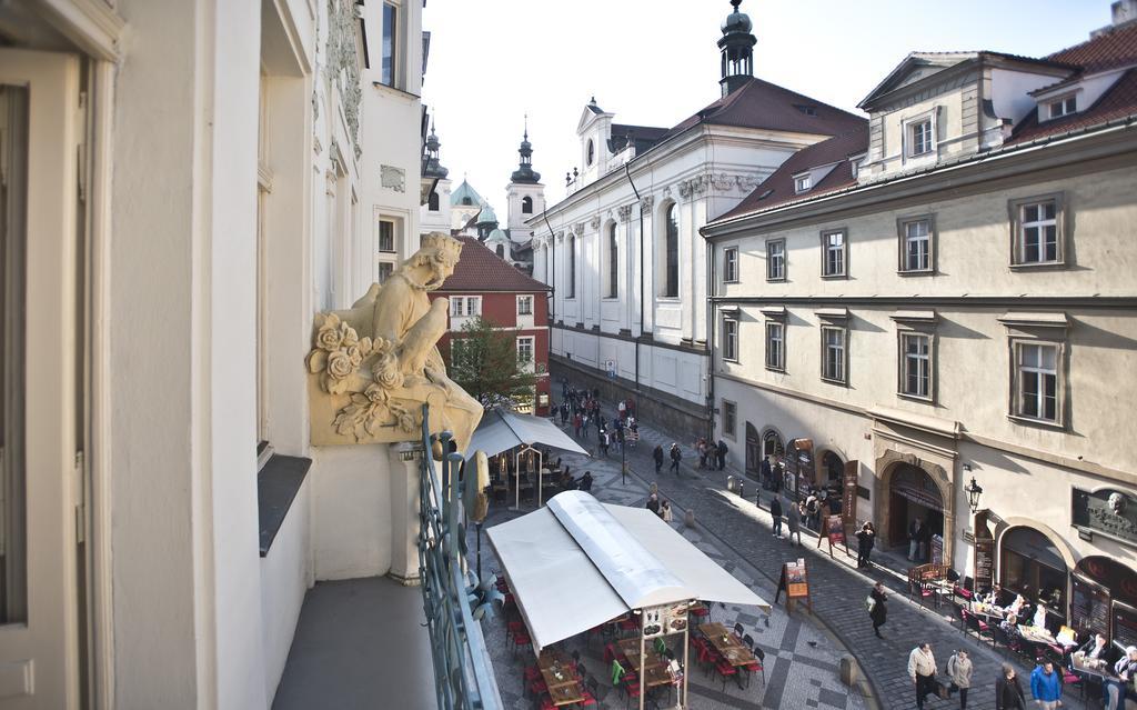 Charles IV Apartments Prague Extérieur photo