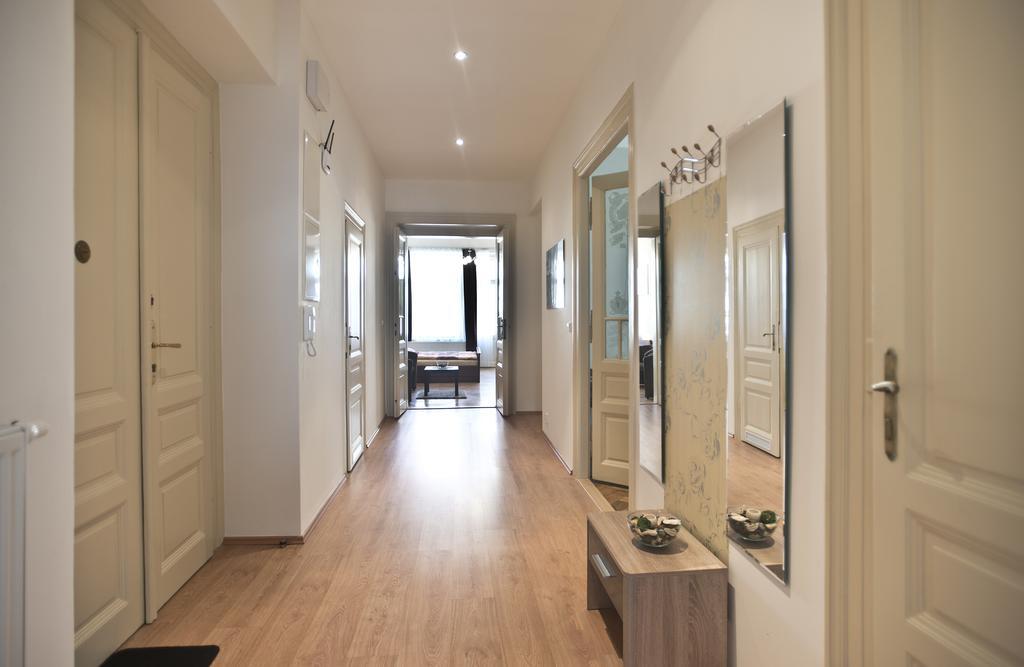 Charles IV Apartments Prague Extérieur photo