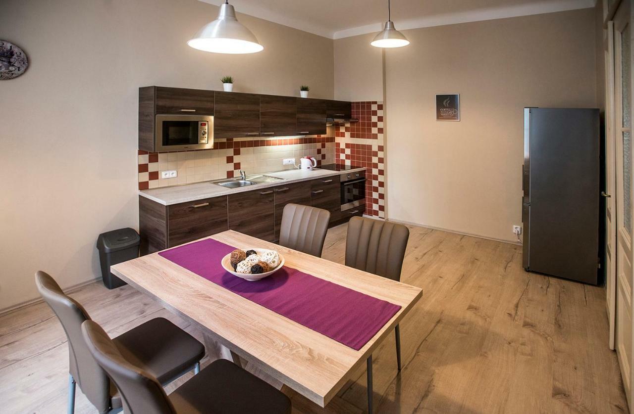 Charles IV Apartments Prague Extérieur photo