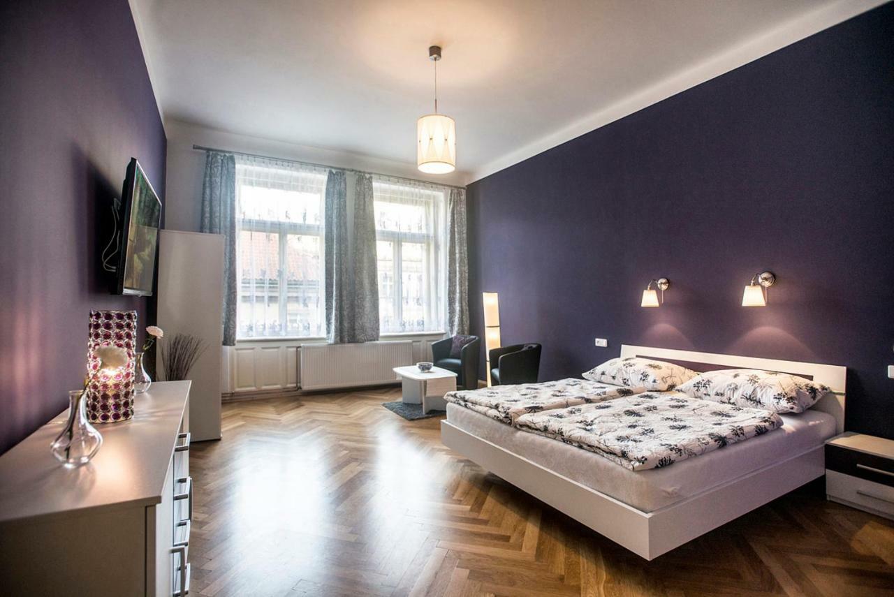 Charles IV Apartments Prague Extérieur photo